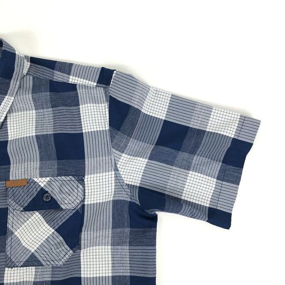 Orvis Button Up Shirt Men's Large Short Sleeve 100% Polyester Blue Plaid - Picture 2 of 9